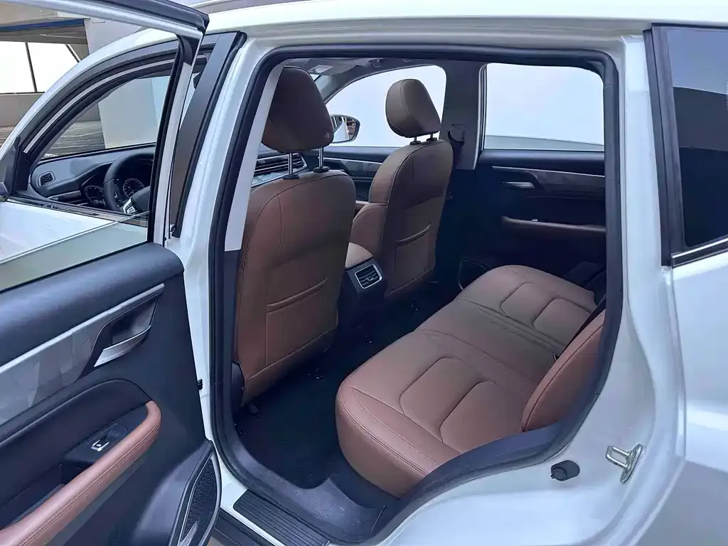 Geely Vision X6 — фото 10