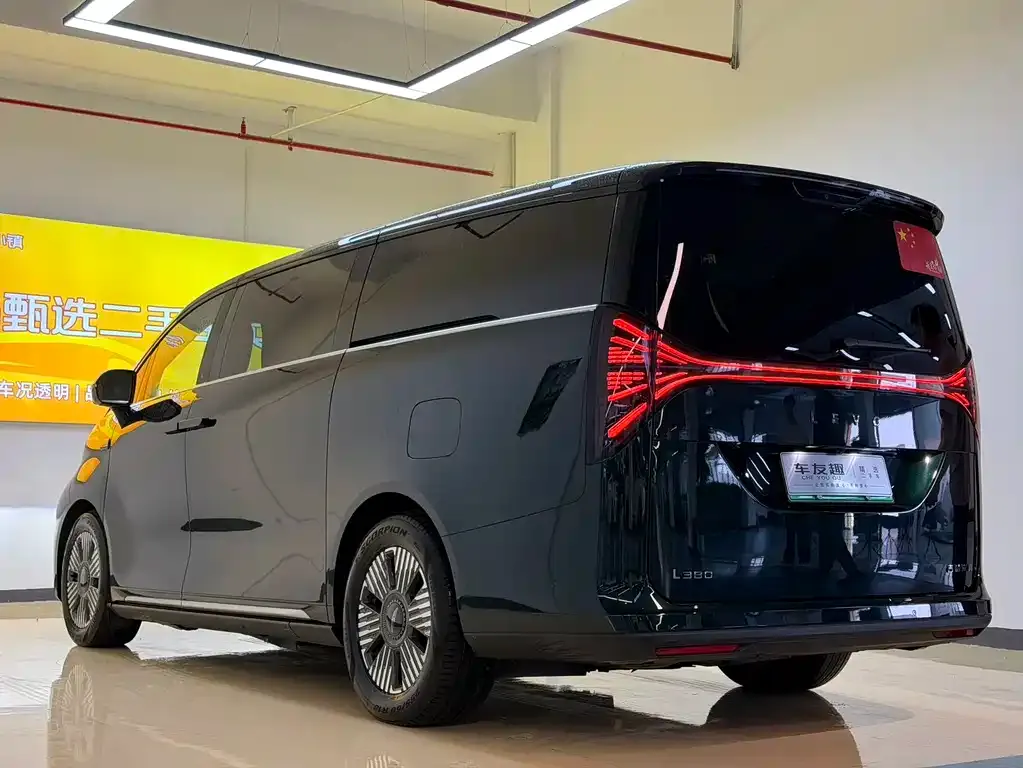 Geely Yizhen L380 2025 из CN, фото 3