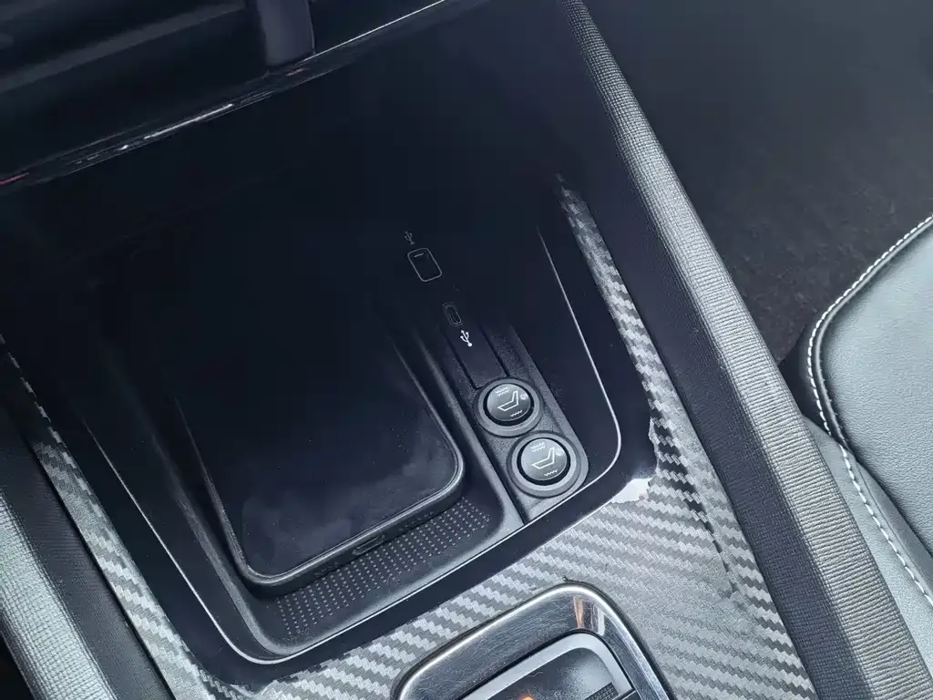 Skoda Octavia — фото 6