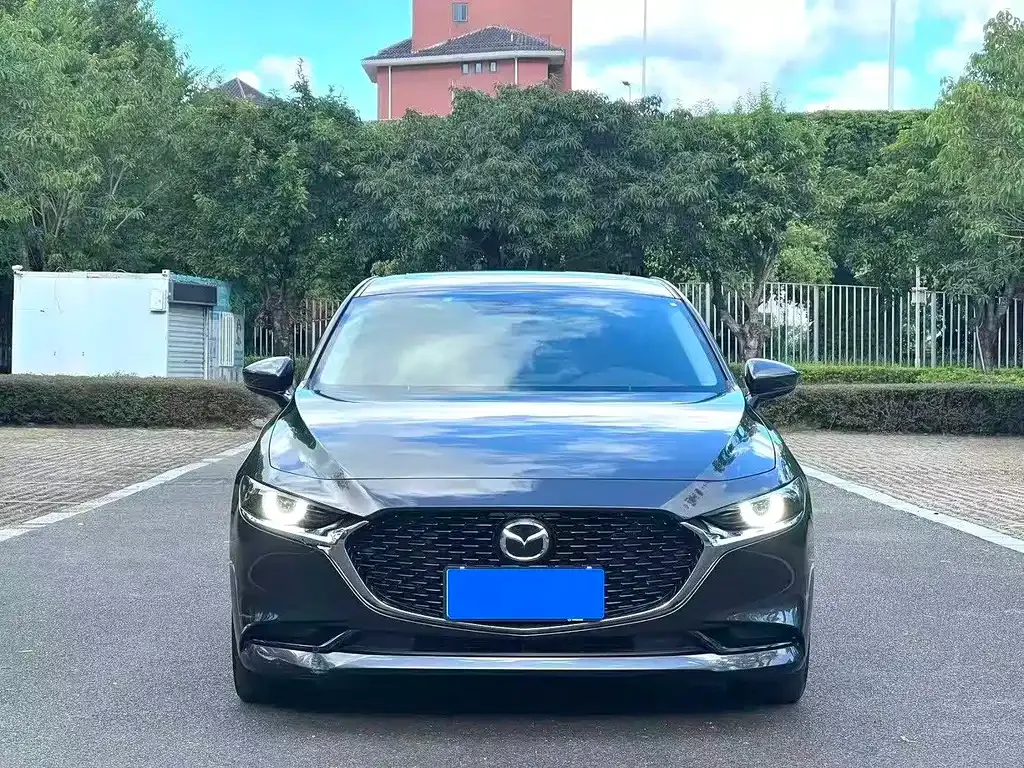 Mazda 3 Axela — фото 5
