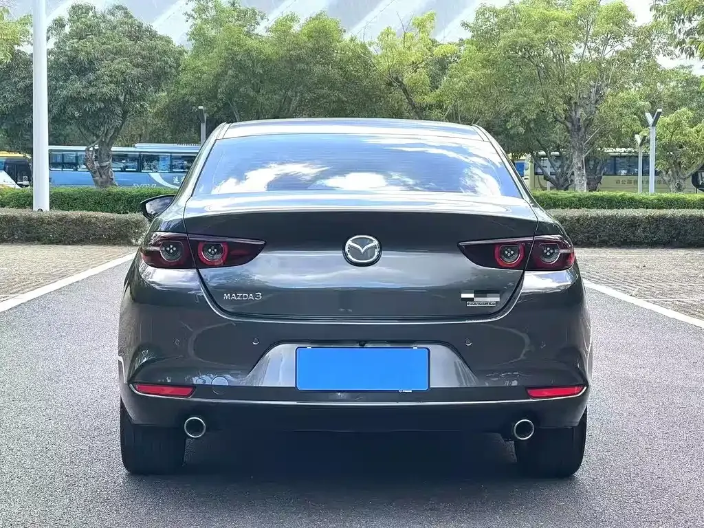 Mazda 3 Axela — фото 6
