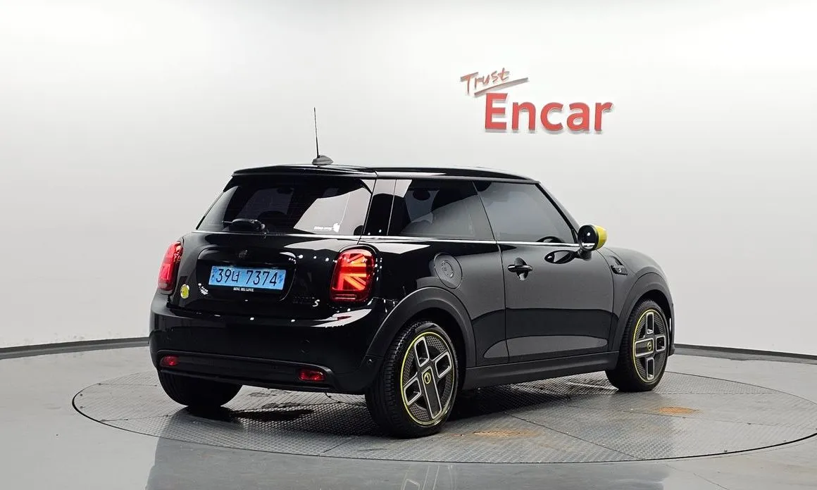 Mini Cooper 2023 из KR, фото 6