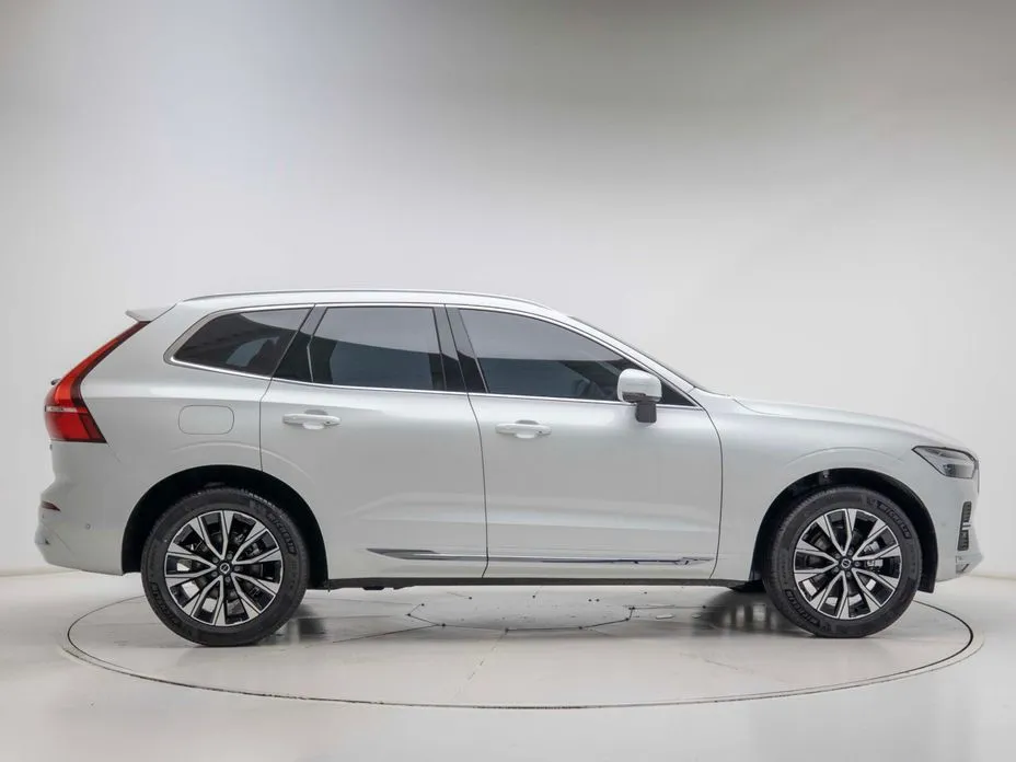 Volvo XC60 — фото 3