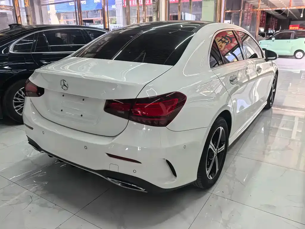Mercedes-Benz A-Class — фото 10