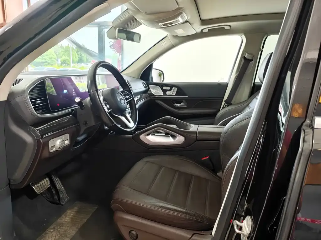 Mercedes-Benz GLS 2023 из CN, фото 4