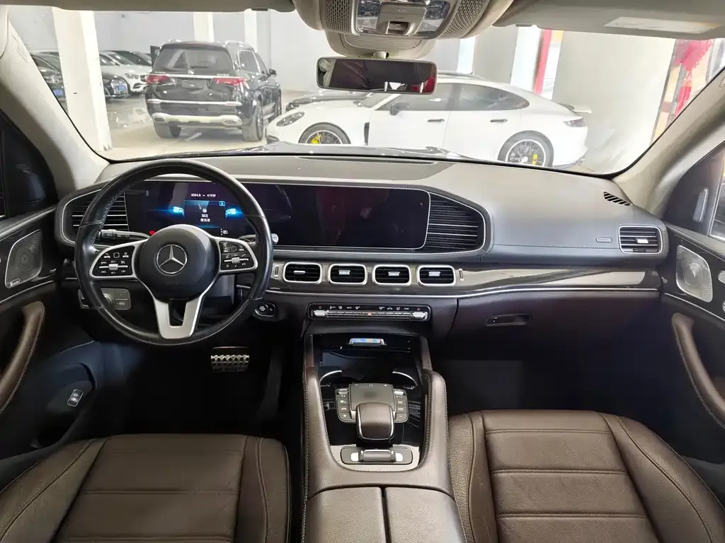 Mercedes-Benz GLS 2023 из CN, фото 3