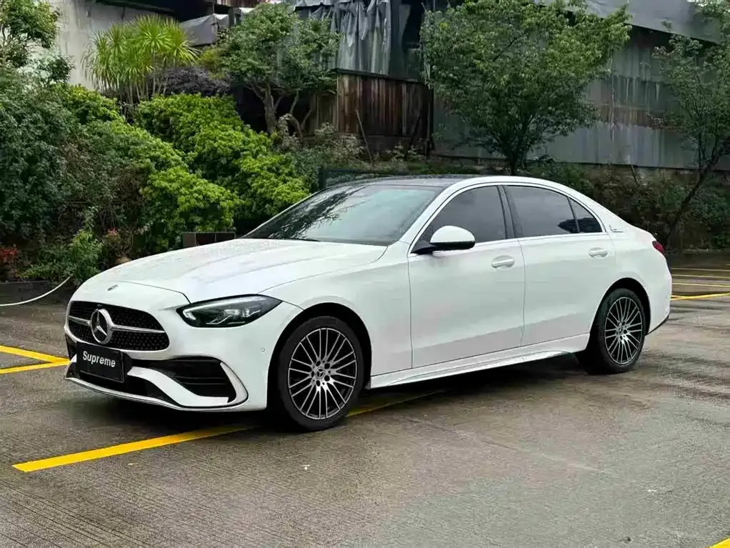 Mercedes-Benz C-Class — фото 1