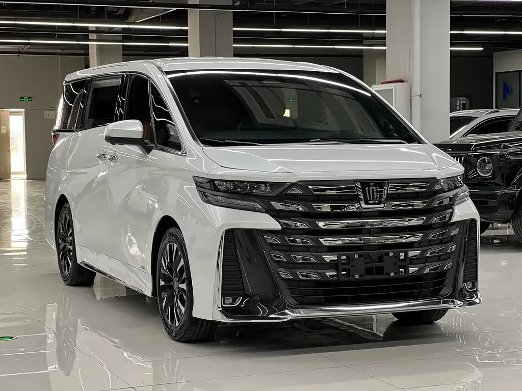 Toyota Vellfire — фото 5