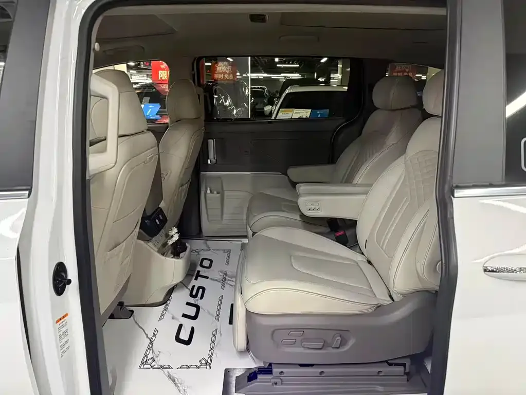 Hyundai Custo — фото 3