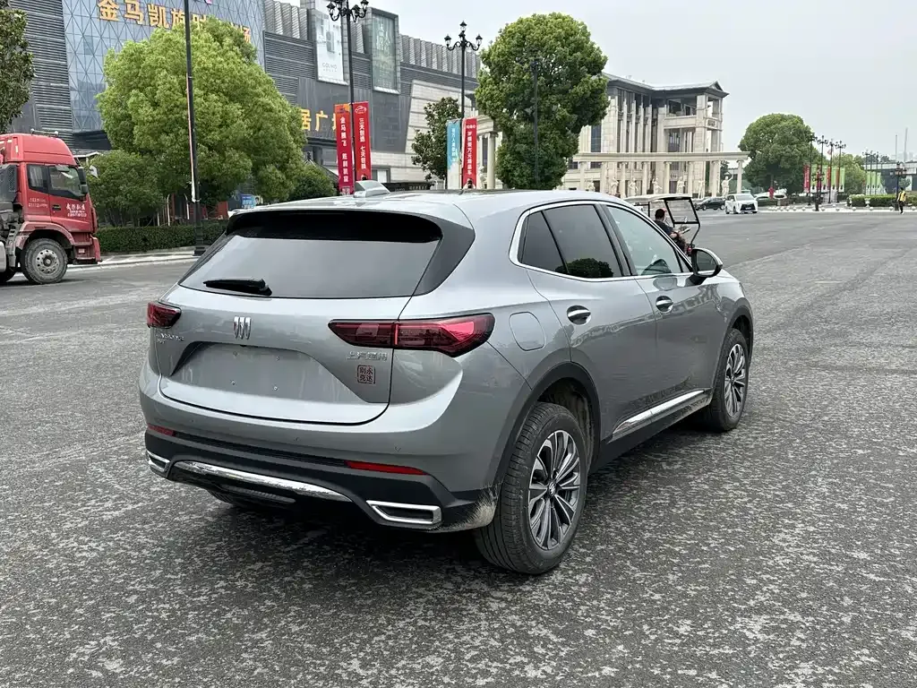 Buick Envision S — фото 10