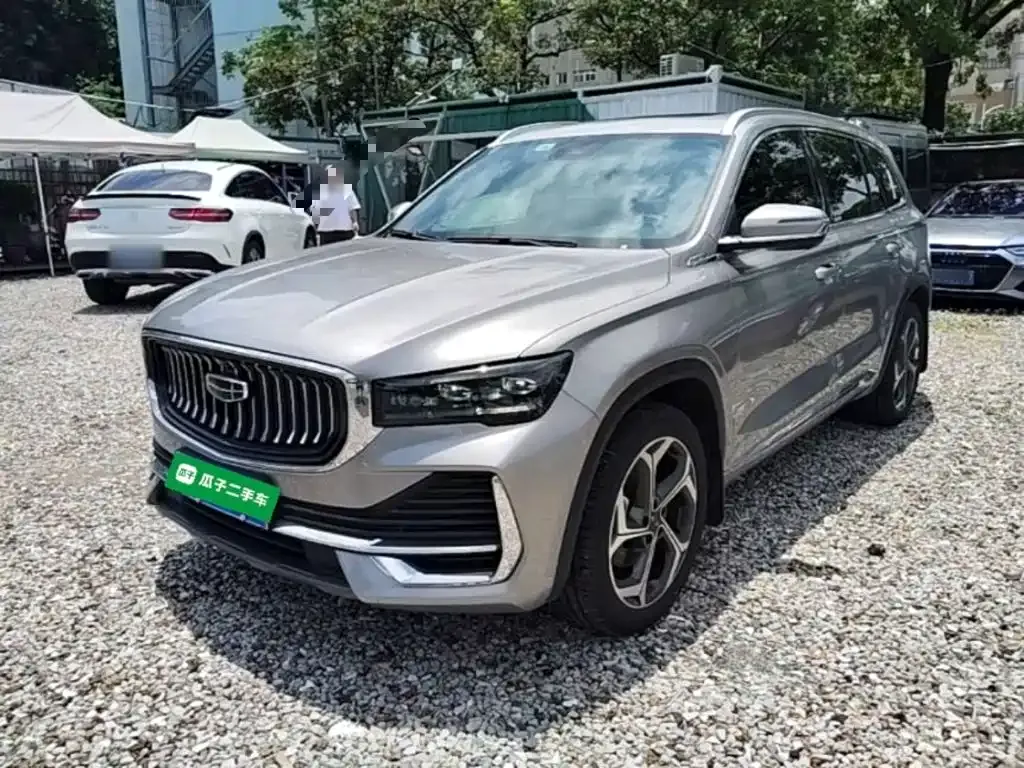 Geely Xingyue L — фото 1