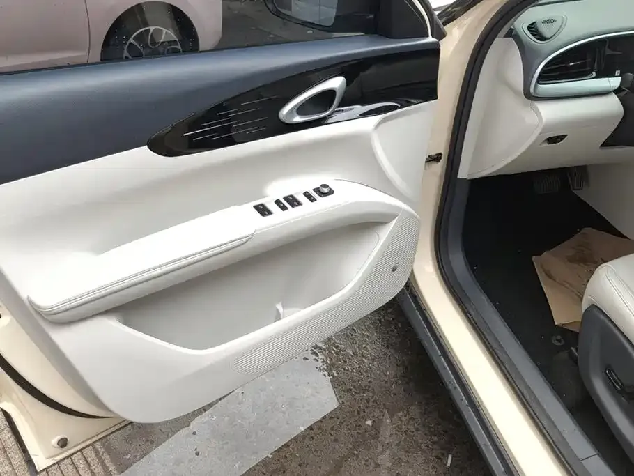 Geely Starburst — фото 9