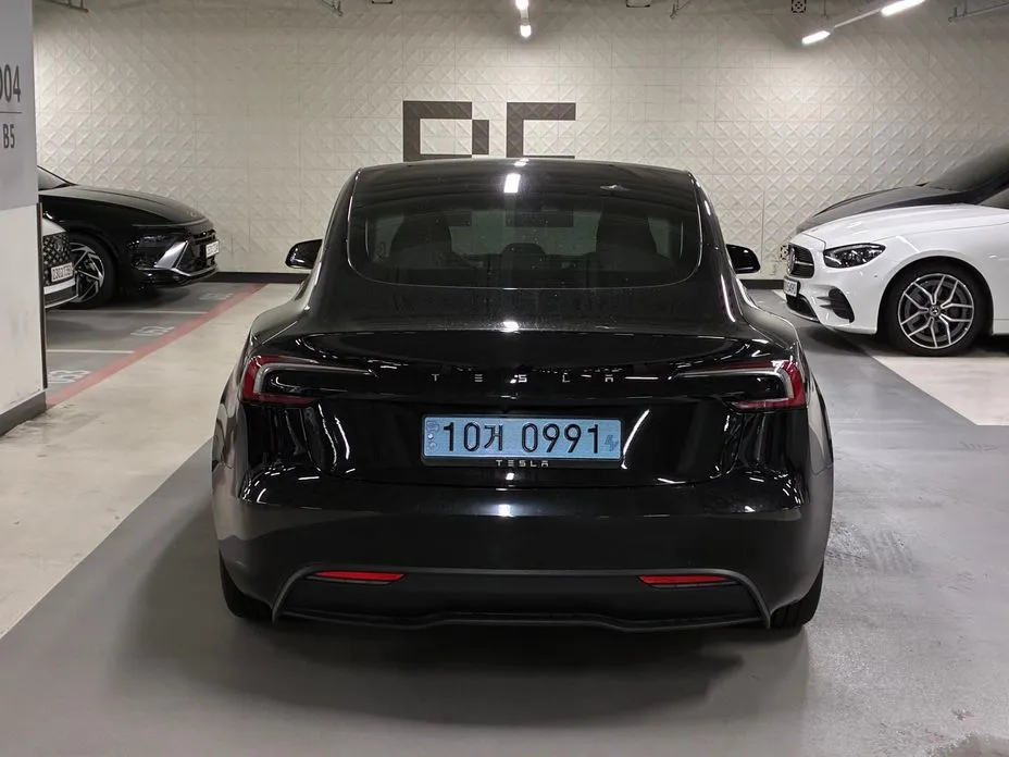 Tesla Model 3 — фото 6