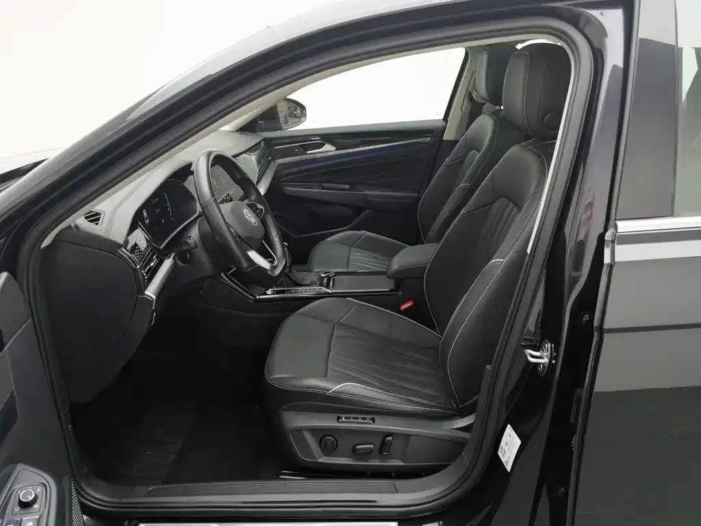 Volkswagen 帕萨特插电混动 — фото 10