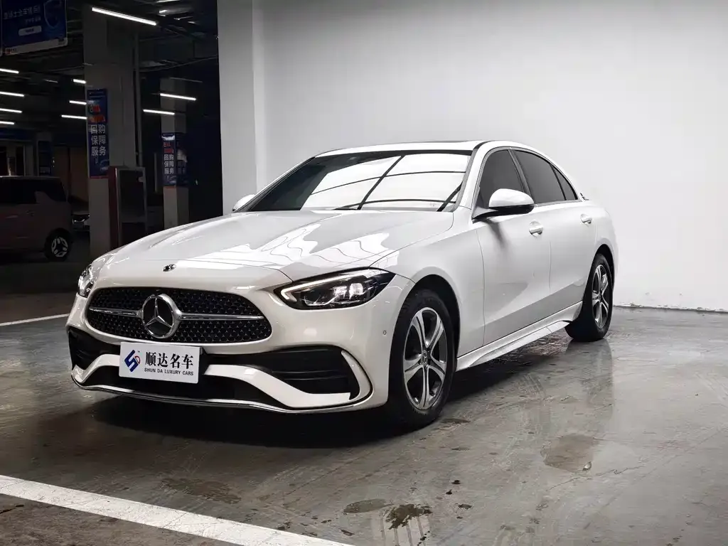 Mercedes-Benz C-Class — фото 1