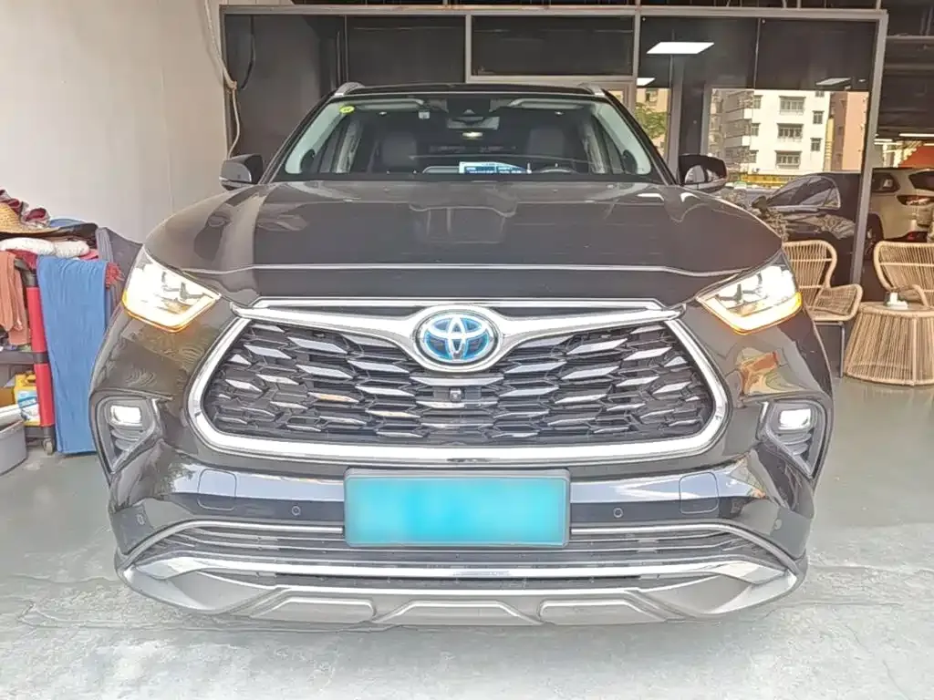 Toyota Highlander — фото 4