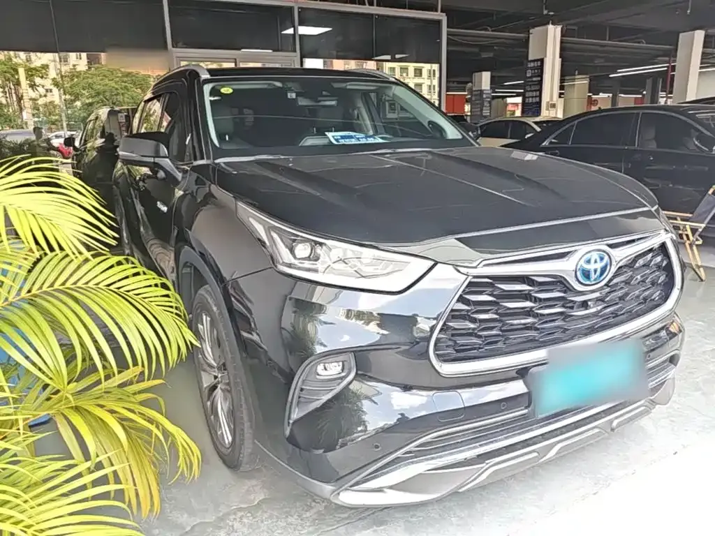 Toyota Highlander — фото 5