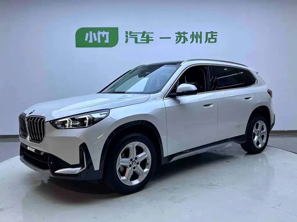 BMW X1 — фото 1