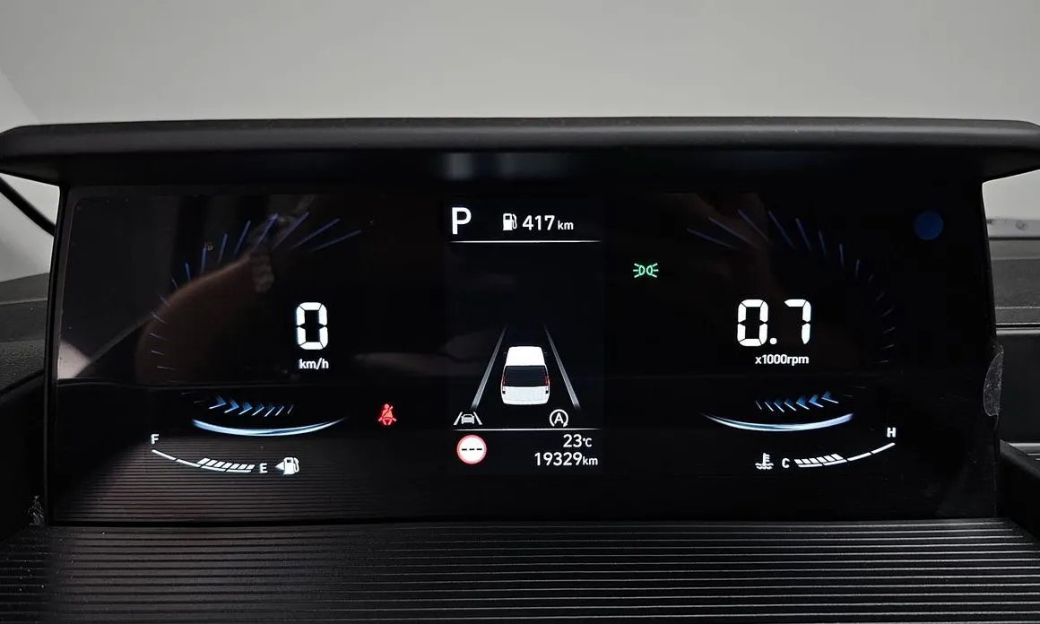 Hyundai Staria — фото 2