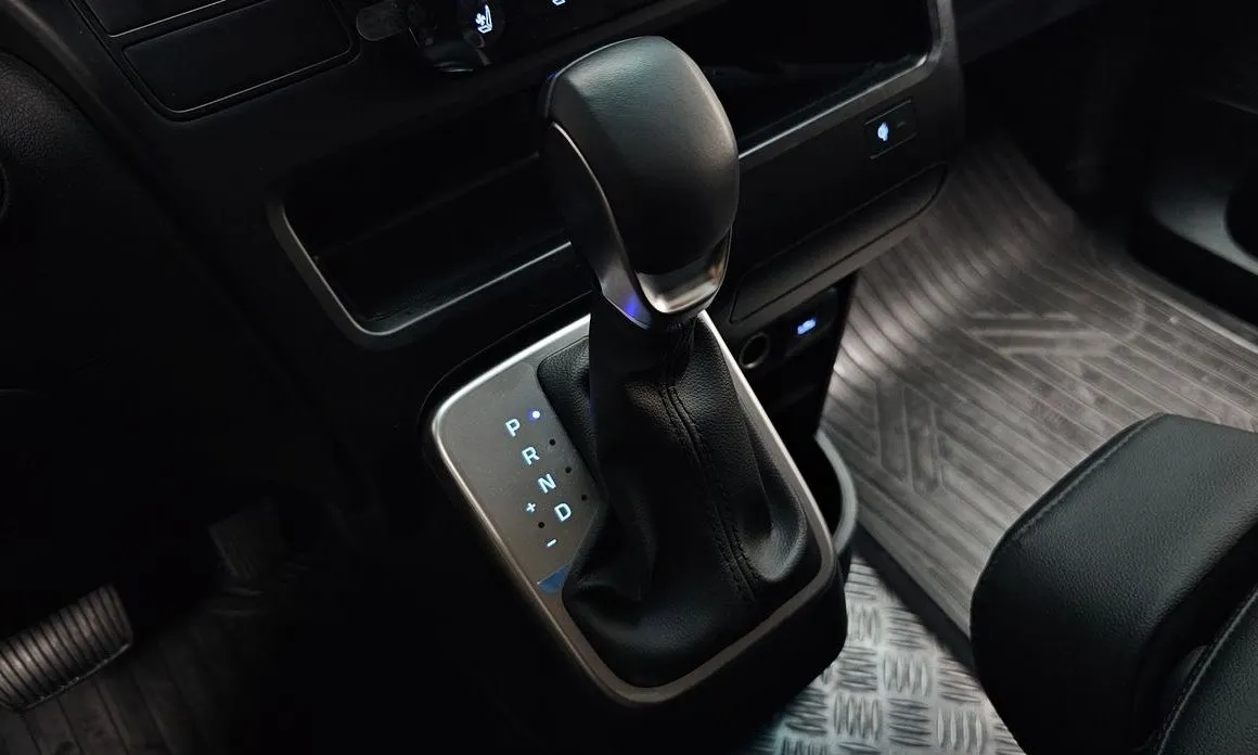 Hyundai Staria — фото 4