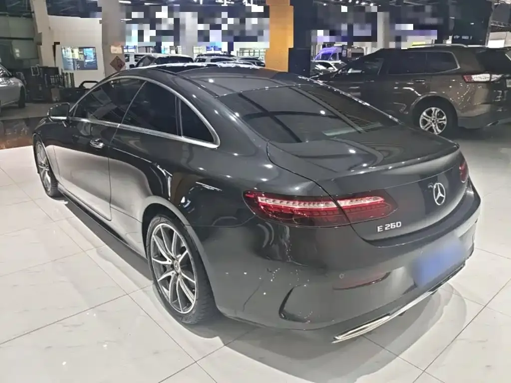Mercedes-Benz E-Class (Import) — фото 3