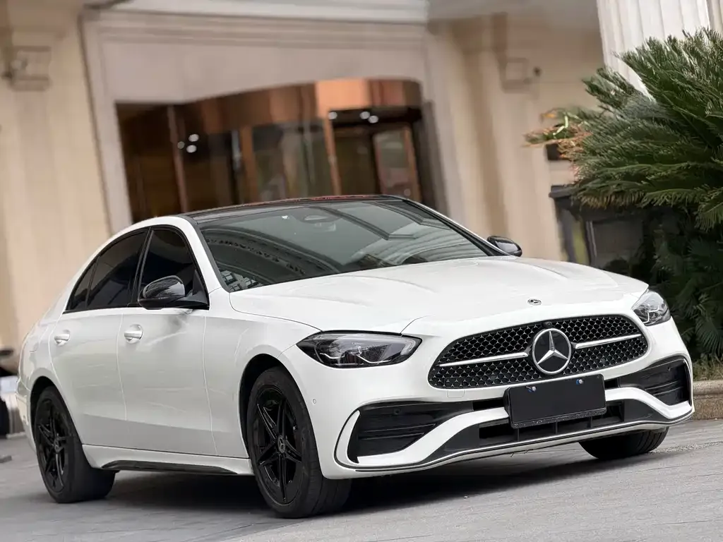 Mercedes-Benz C-Class — фото 8