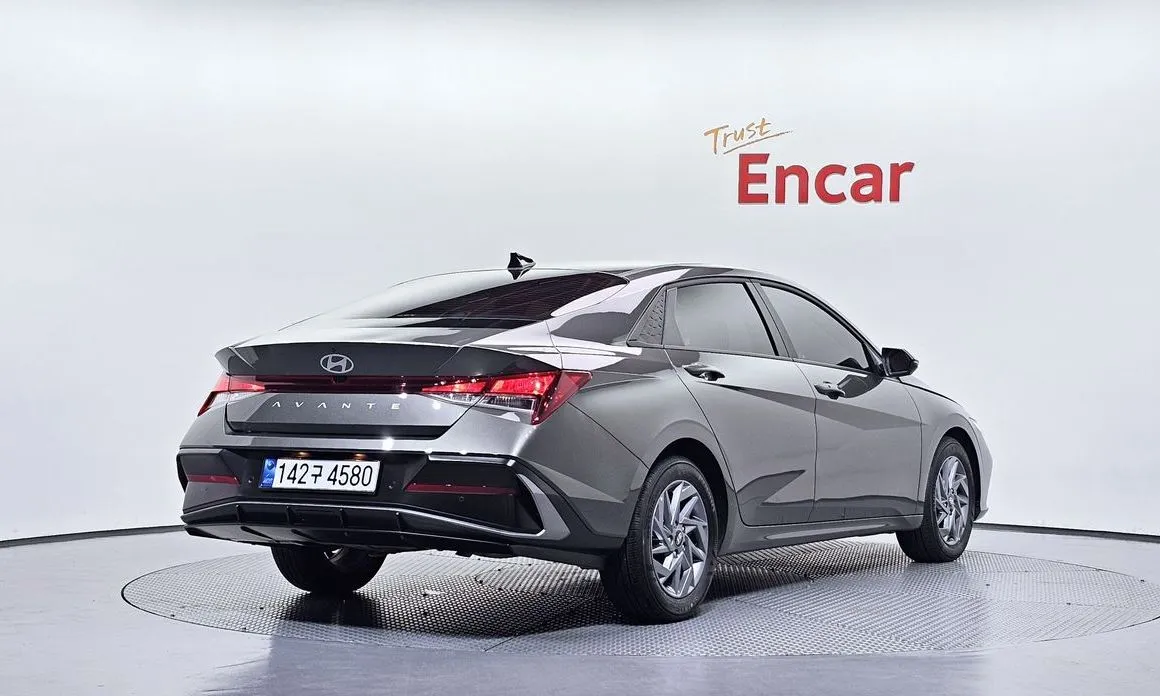 Hyundai AVANTE — фото 7