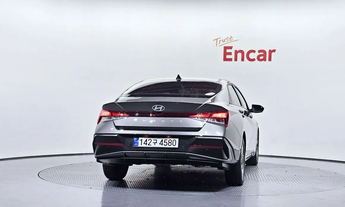 Hyundai AVANTE — фото 4