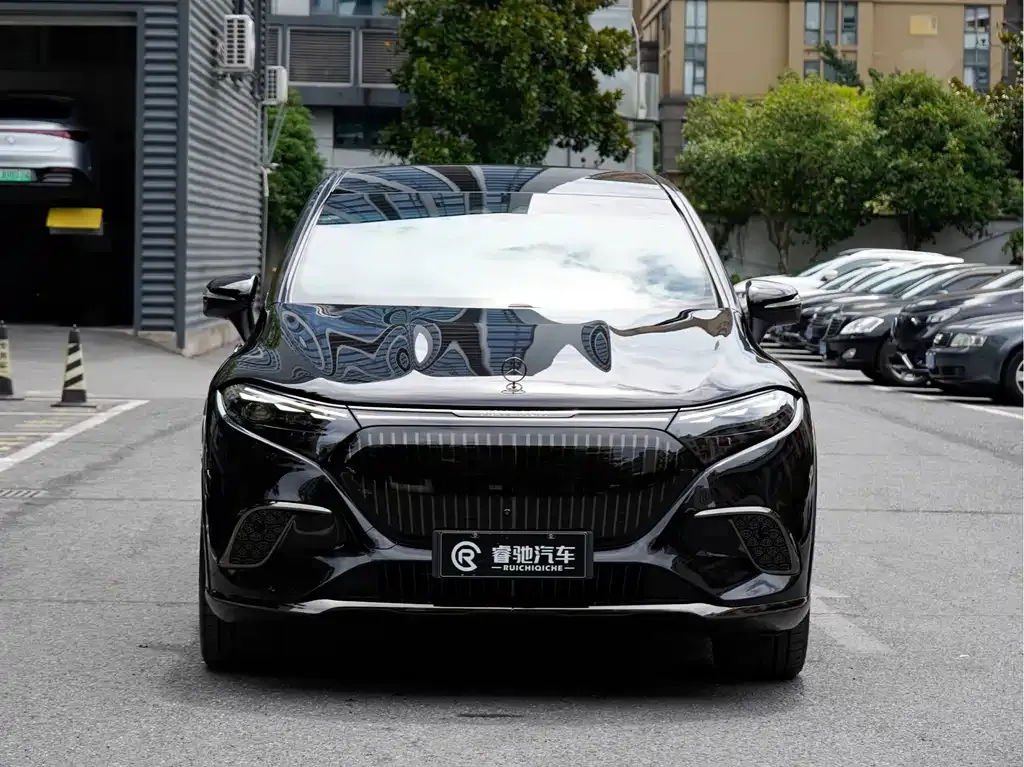 Mercedes-Benz EQS SUV — фото 2