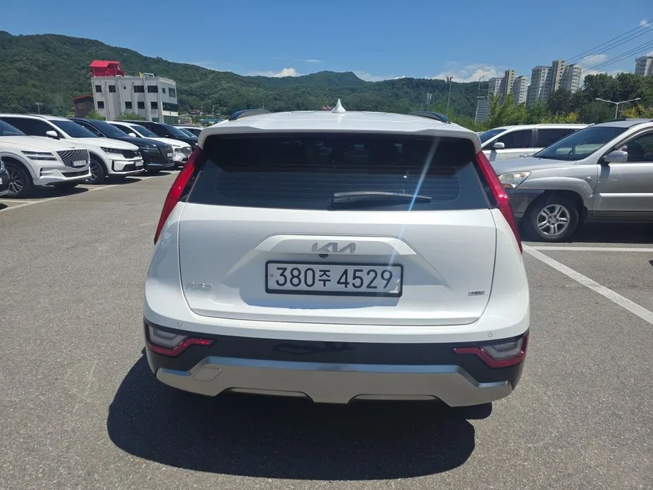 Kia Niro — фото 2