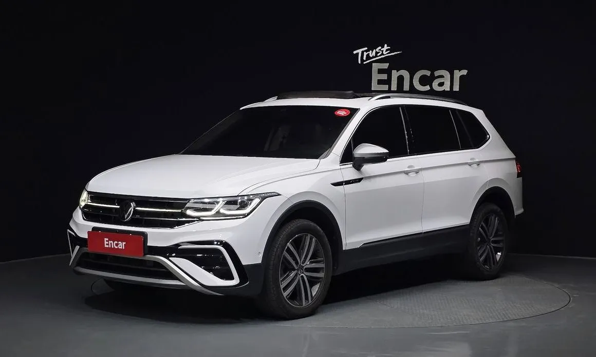 Volkswagen Tiguan — фото 1