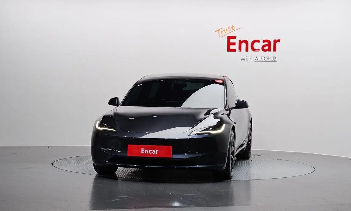 Tesla Model 3 — фото 6
