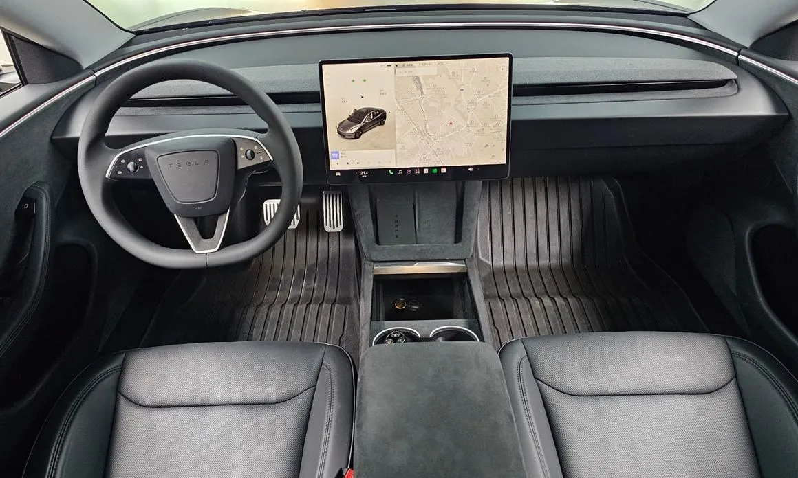 Tesla Model 3 — фото 3