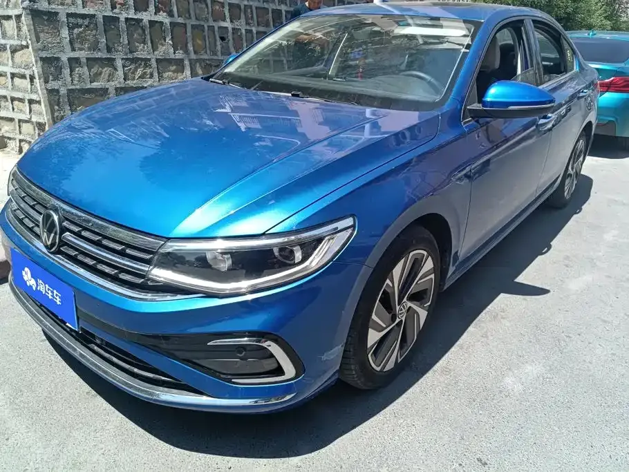 Volkswagen Bora — фото 1
