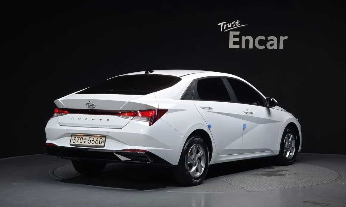 Hyundai AVANTE — фото 4