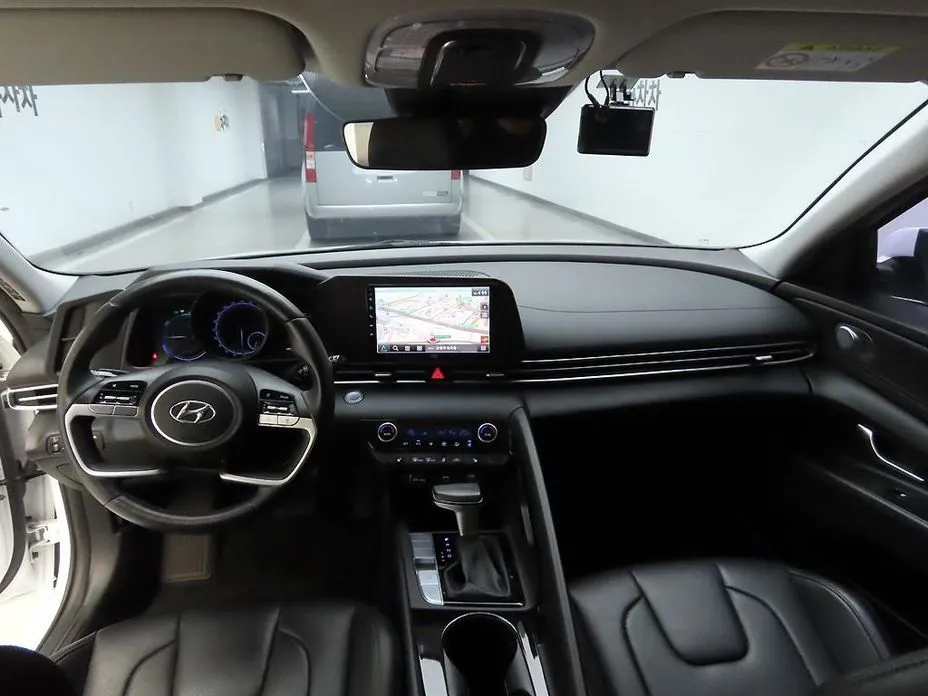 Hyundai AVANTE 2023 из KR, фото 8
