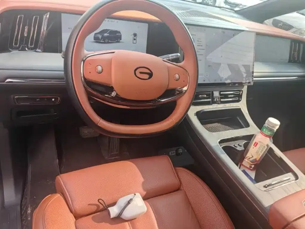 GAC Motor Trumpchi M8 — фото 10