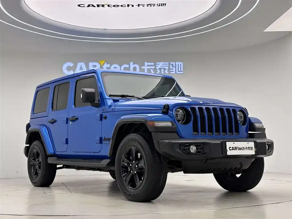 Jeep Wrangler 2023 из CN, фото 5