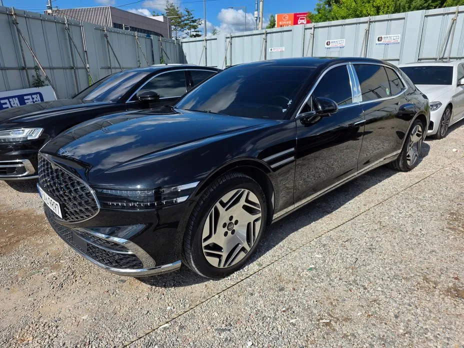 Genesis G90 2023 из KR, фото 10