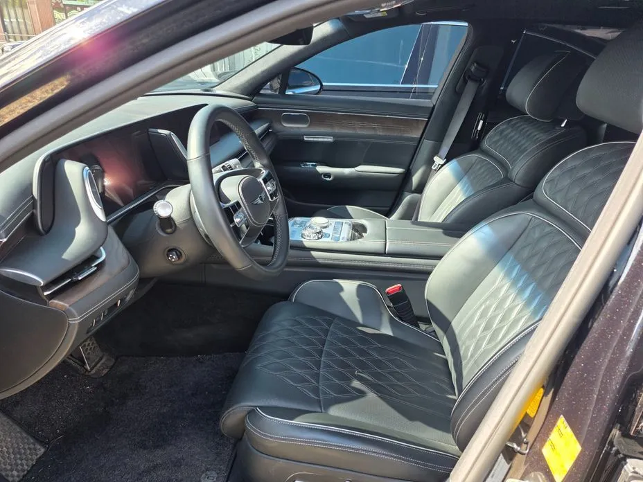 Genesis G90 2023 из KR, фото 9