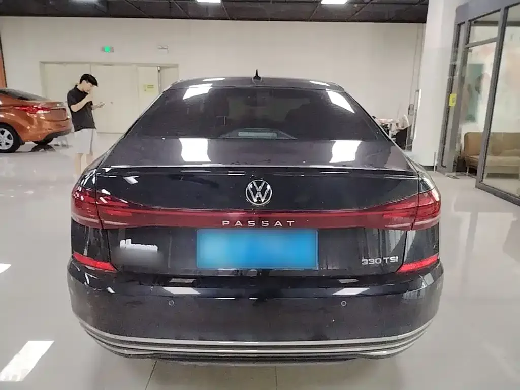 Volkswagen Passat — фото 9