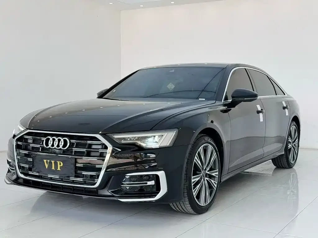 Audi A6L — фото 9