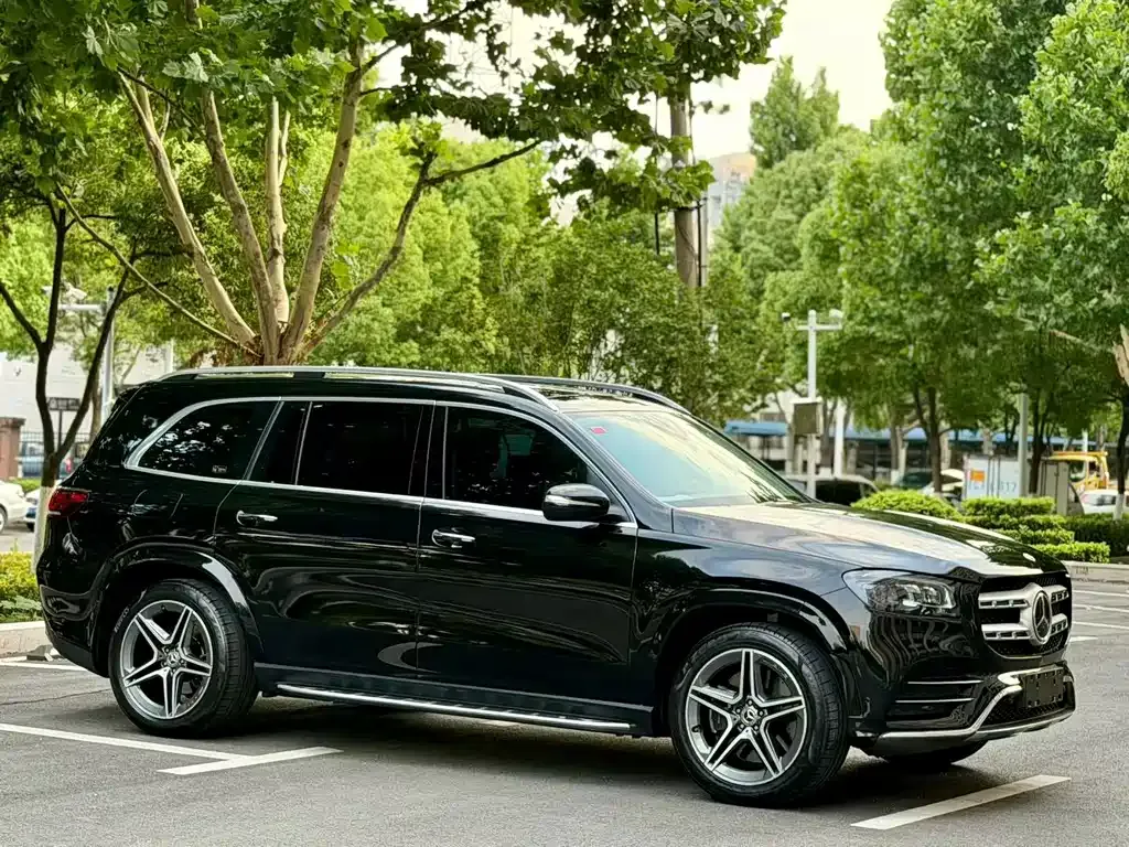 Mercedes-Benz GLS — фото 6