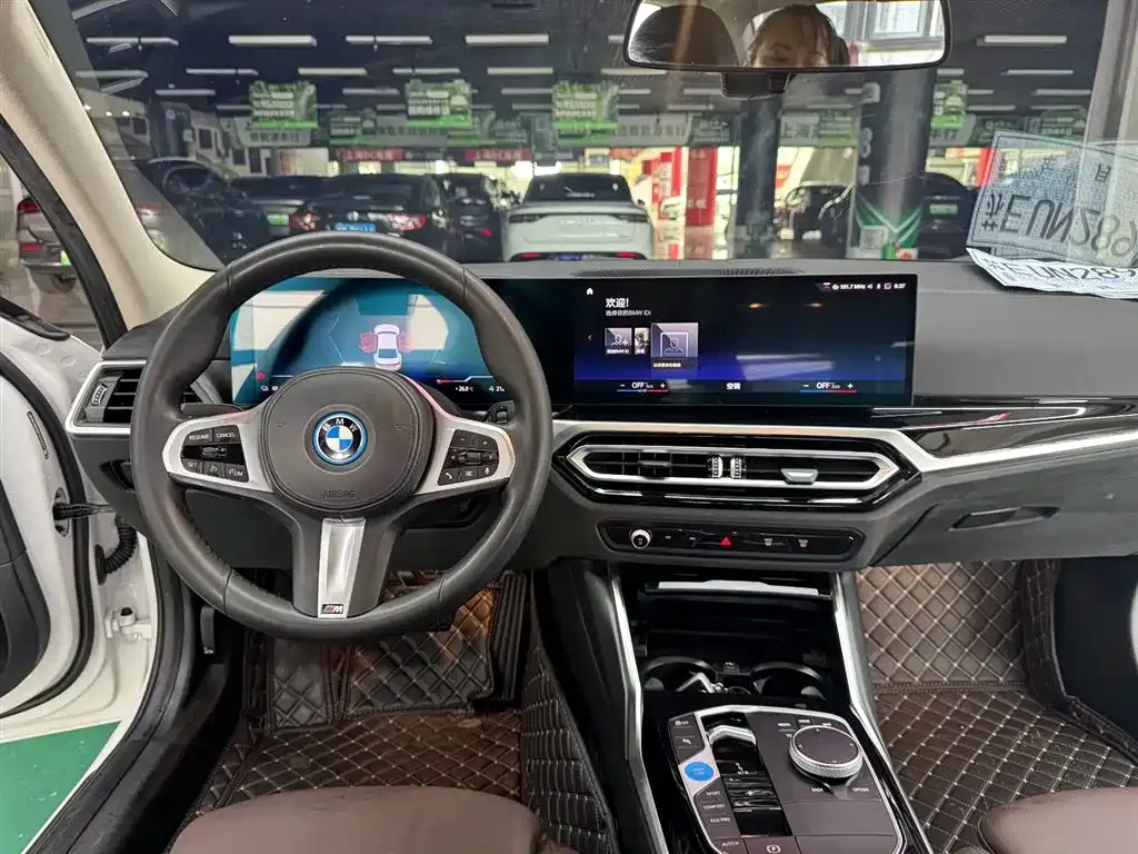 BMW i3 — фото 10