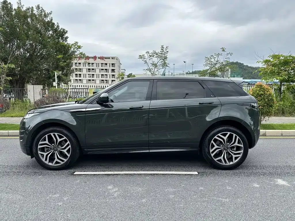 Land Rover Evoque — фото 7