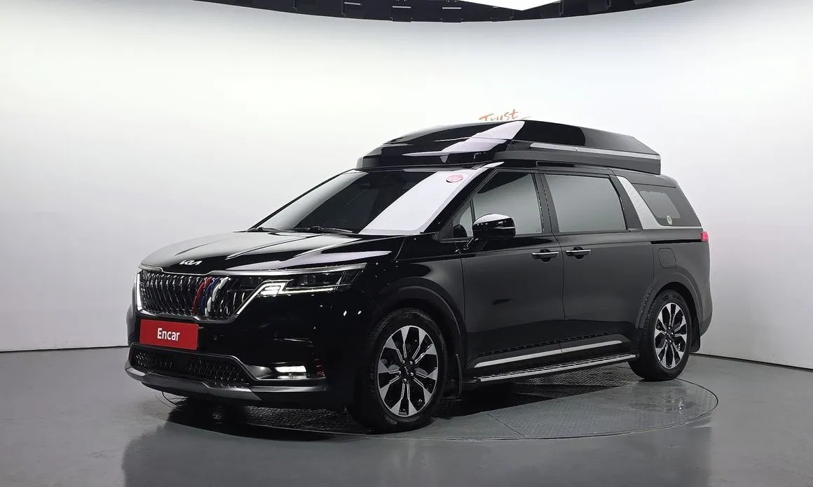 Kia Carnival — фото 1