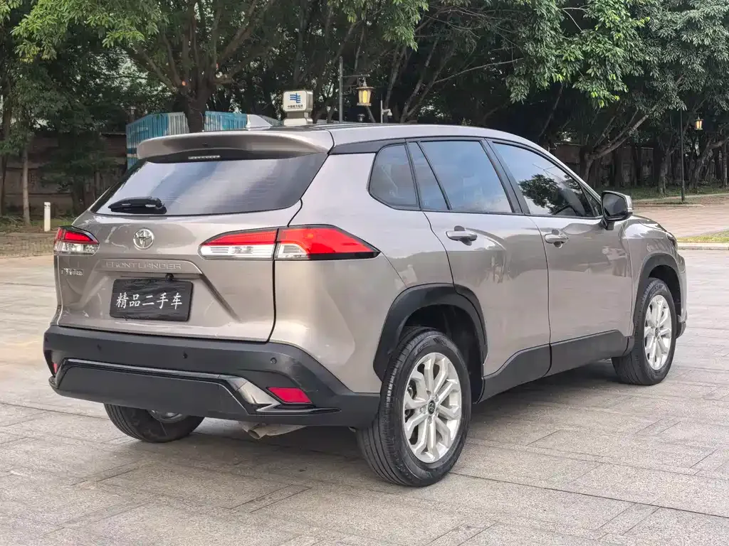 Toyota Frontlander 2023 из CN, фото 9