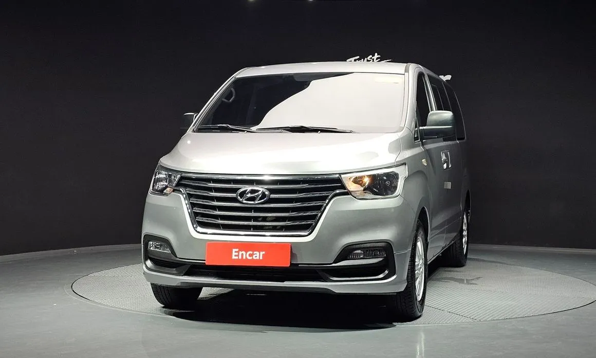 Hyundai Starex — фото 4