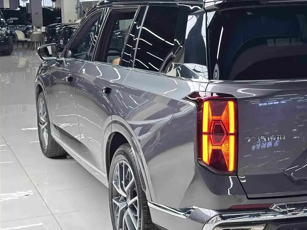 GAC Motor Trumpchi GS8 — фото 4
