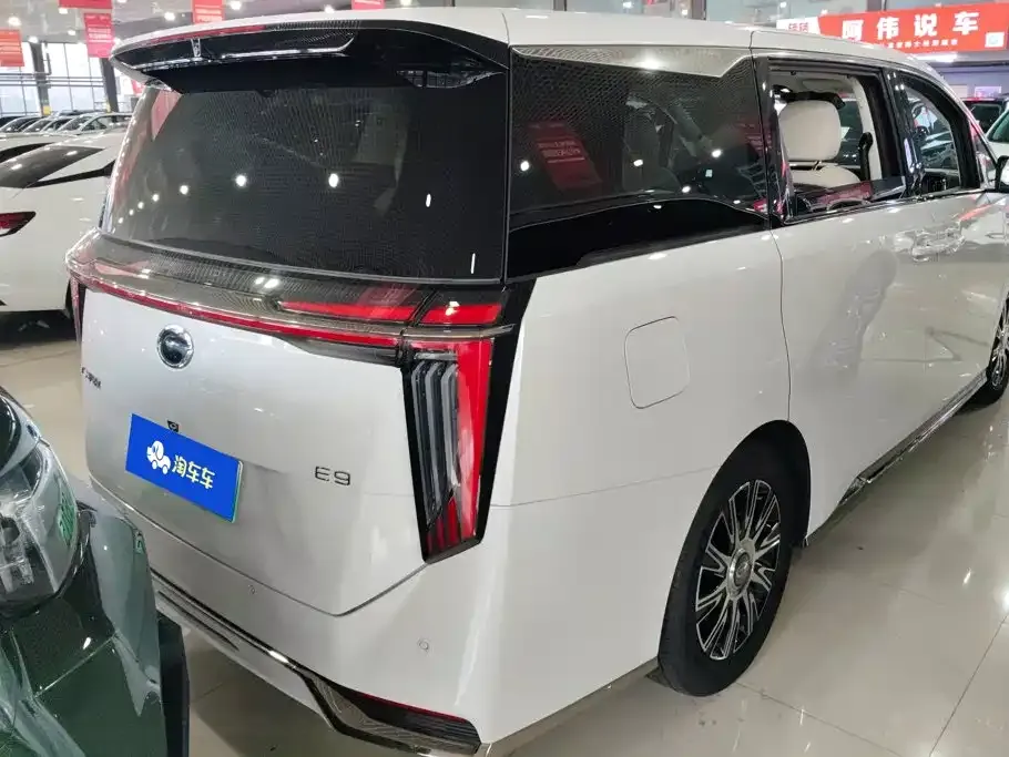 GAC Motor Trumpchi E9 — фото 9
